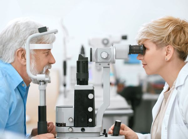 Therapeuthisches Netzhautlaser